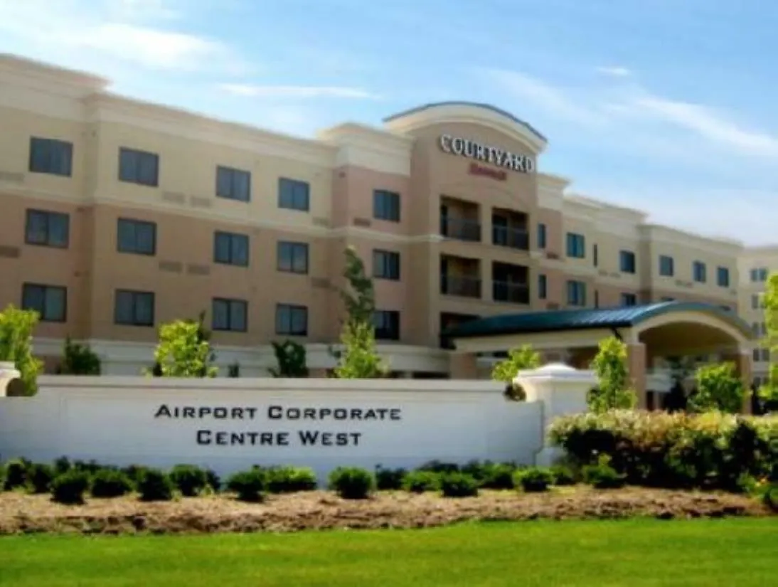***  Courtyard By Marriott Mississauga-Airport Corporate Centre West Hotel Kanada